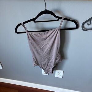 Ballet leotard. Purple grey.